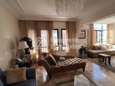 Apartment 170 m² facing south near Abdelmoumen