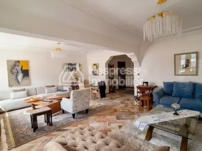 Apartment 170 m² facing south near Abdelmoumen