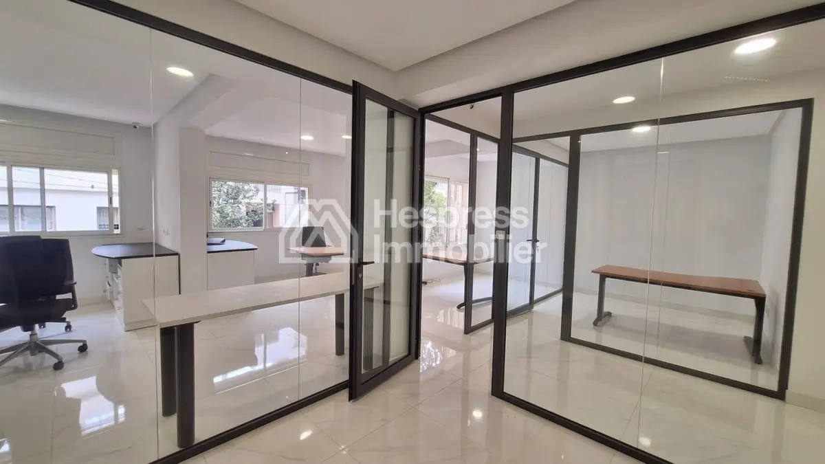 Bureaux de 60 et 98 m² 1er étage neuf