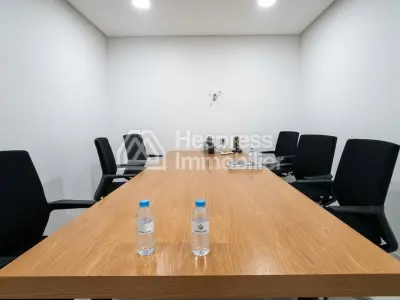 Bureaux de 60 et 98 m² 1er étage neuf