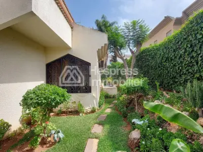Villa 790 m² 4 chambres plein sud