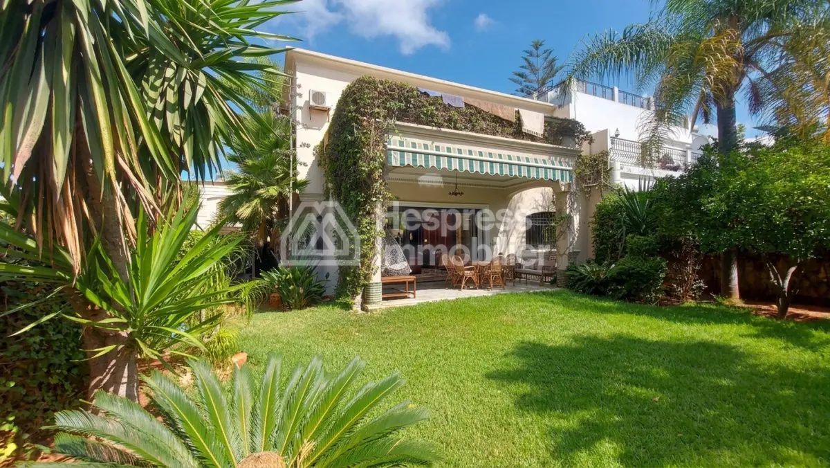 Villa 550 m² angle plein sud Mandarouna 4 chambres