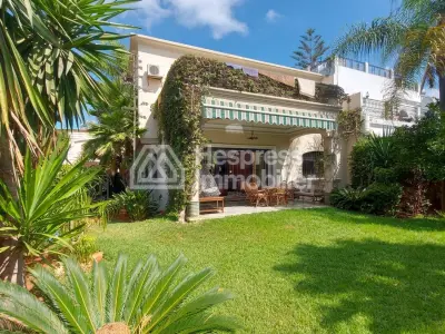 Villa 550 m² angle plein sud Mandarouna 4 chambres
