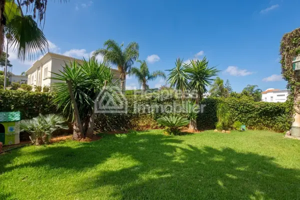 Villa 550 m² angle plein sud Mandarouna 4 chambres