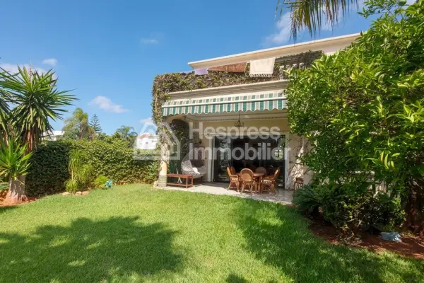 Villa 550 m² angle plein sud Mandarouna 4 chambres