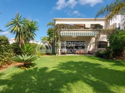 Villa 550 m² angle plein sud Mandarouna 4 chambres