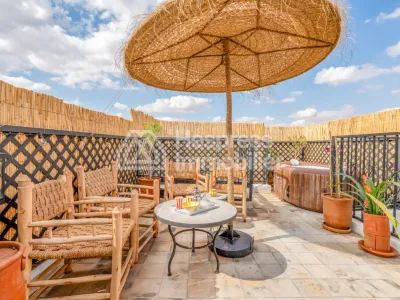 A vendre Superbe Douirya titrée quartier Kasbah