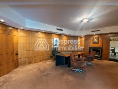 Office 235 m² Aïn Diab High standard