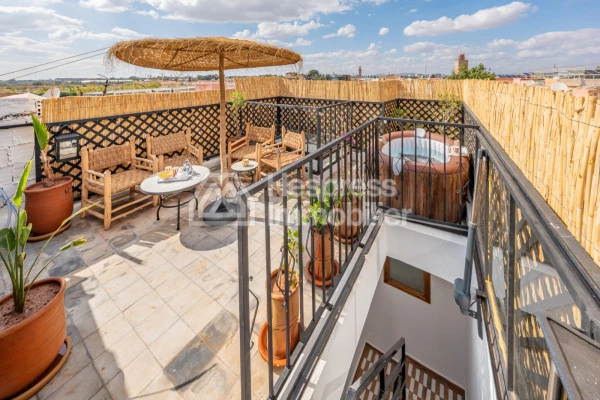 A vendre Superbe Douirya titrée quartier Kasbah