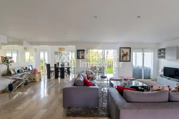 Villa 236 m² Marina Blanca