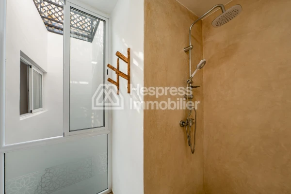 A vendre Superbe Douirya titrée quartier Kasbah