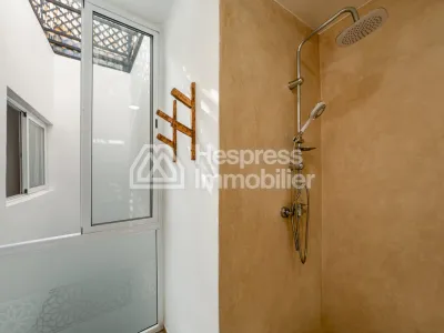 A vendre Superbe Douirya titrée quartier Kasbah