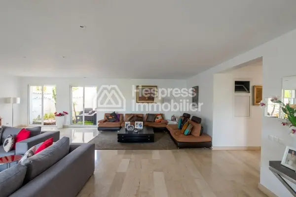 Villa 236 m² Marina Blanca