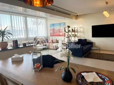 Apt 170 m² 3 chambres vide sans vis à vis