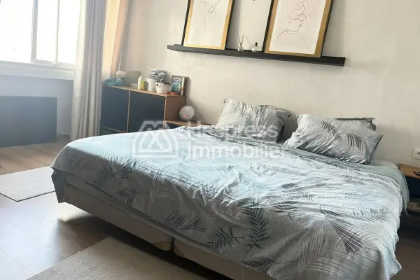 Apt 170 m² 3 chambres vide sans vis à vis
