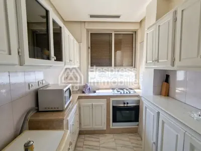 Apartment 75 m² facing south, 2 bedrooms, close to the port