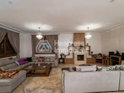 Villa 900 m² usage bureau Anfa proche Kennedy