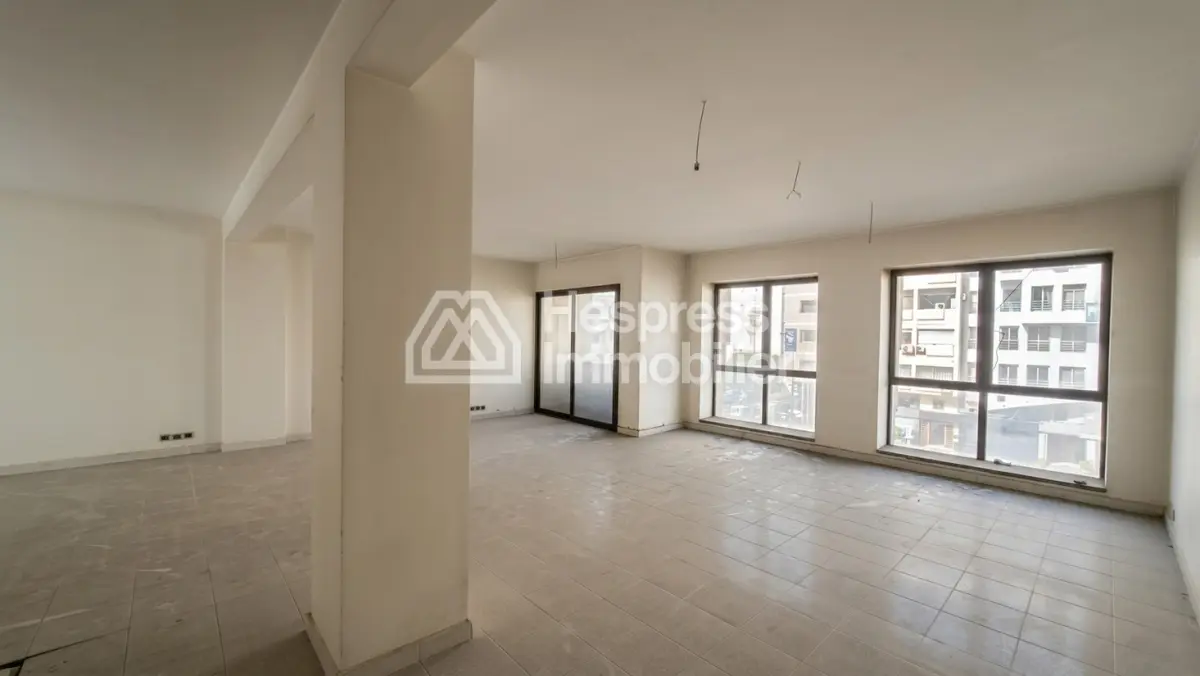 Bureau 100 m² Zerktouni Anfa Benkaddour