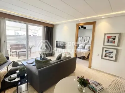 Furnished studio apartment, 60 m², with terrace Racine