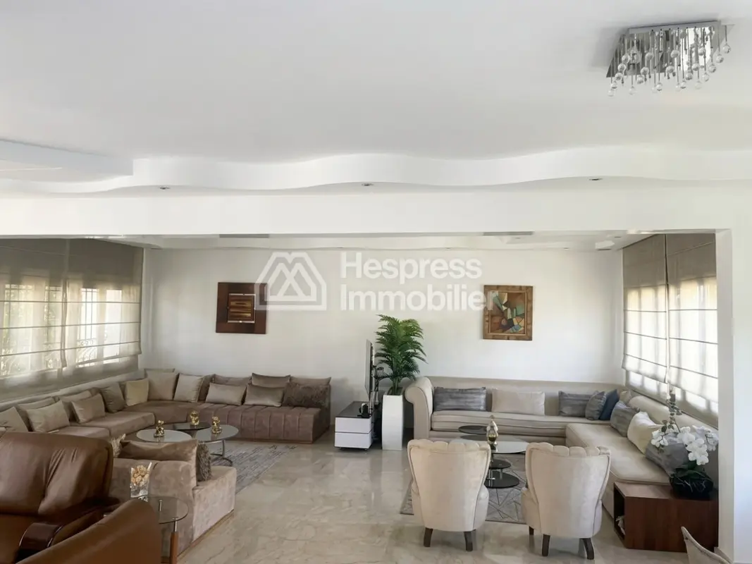Villa 430 m² 4 chambres meublée