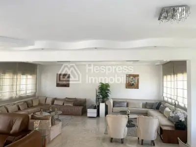 Villa 430 m² 4 chambres meublée