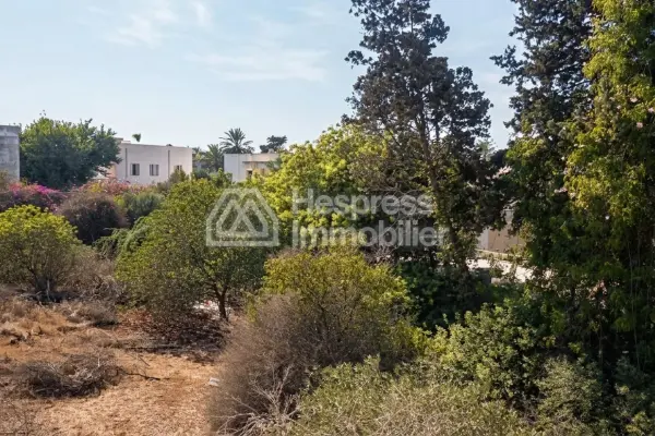 Land 988 m² CHANTILLY SOUTH EAST