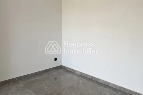 Apt 92 m² neuf 2 chambres Next House CFC