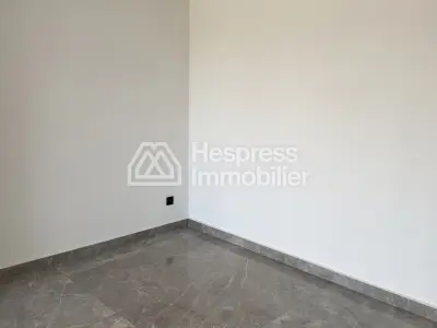 Apt 92 m² neuf 2 chambres Next House CFC