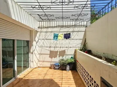 Apt 107 m² 2 chambres avec terrasse/cour