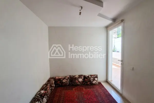 Apt 107 m² 2 chambres avec terrasse/cour