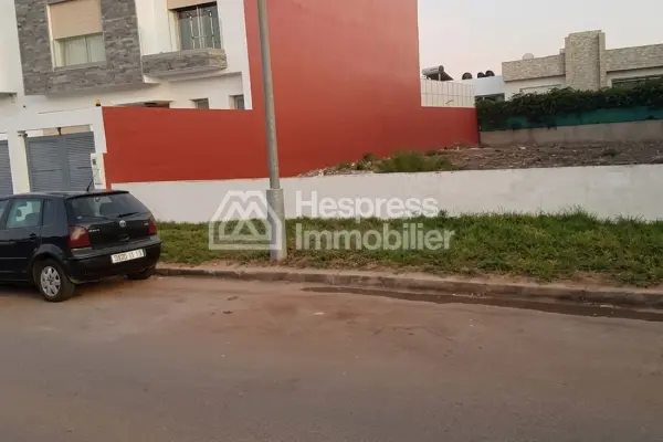 Terrain 688 m² zone villa D3 proche O'brian