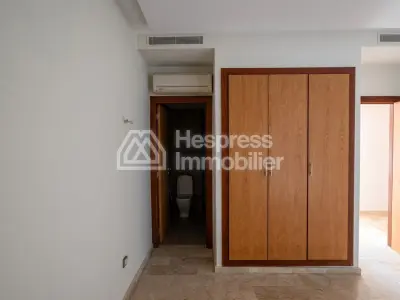 Apartment 105 m² 2 bedrooms facing south