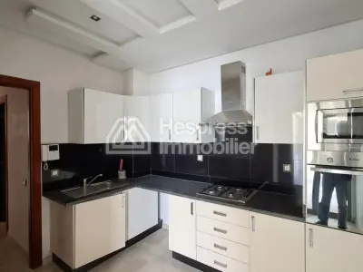 Apartment 105 m² 2 bedrooms facing south