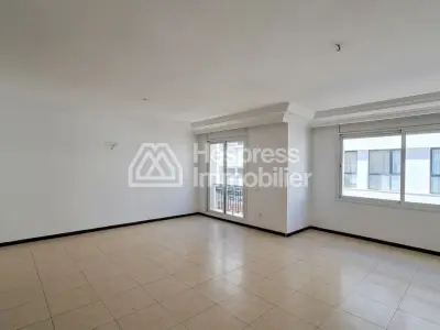 Apartment 165 m² 3 bedrooms to renovate