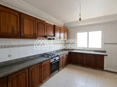 Apartment 165 m² 3 bedrooms to renovate