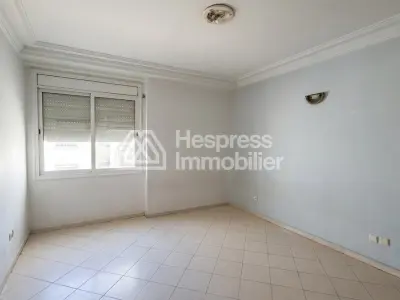 Apartment 165 m² 3 bedrooms to renovate