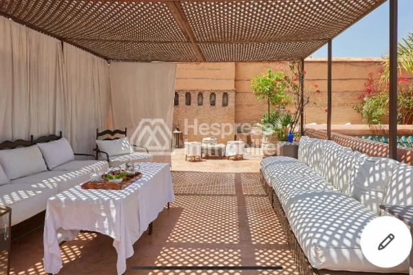 Superbe Riad maison d’hôtes à Marrakech – Médina, proche Jemaa el Fna