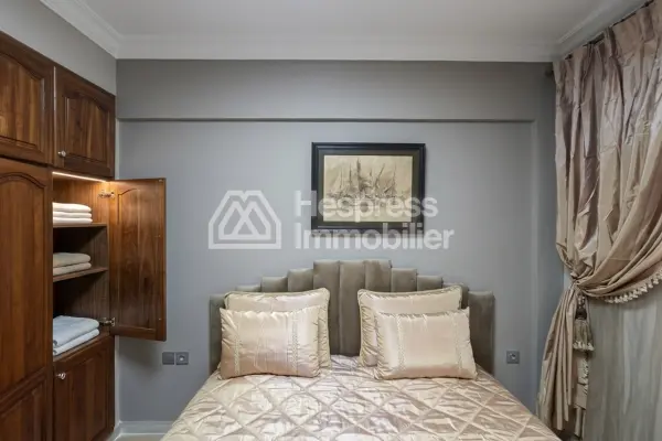 Apt 140 m² 3 chambres terrasse