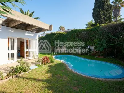 Villa 1208 m² vue mer proche Lido Anfa Supérieur