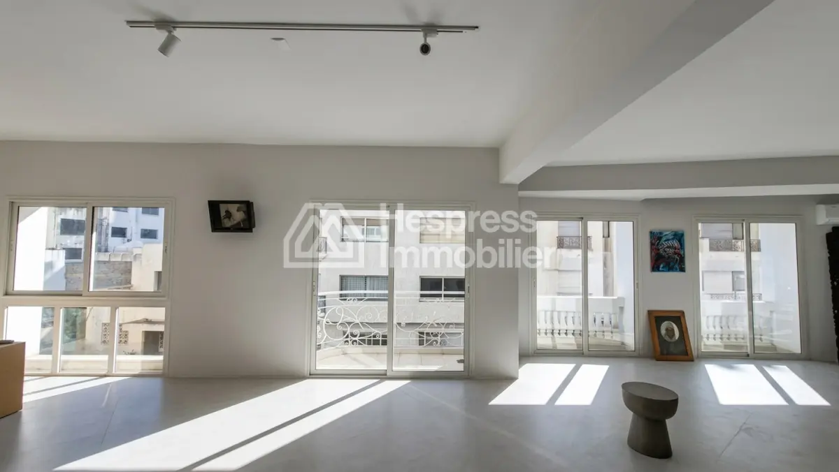 Bureau 120 m² à 600 m² style loft Racine