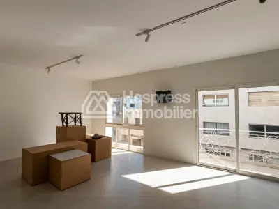 Bureau 120 m² à 600 m² style loft Racine