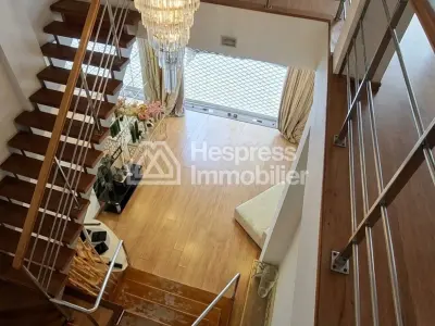 Local double vitrine 260 m² proche Bd d'Anfa