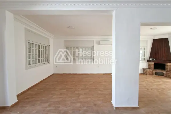 500 m² villa, quiet CIL cul-de-sac, 4 bedrooms