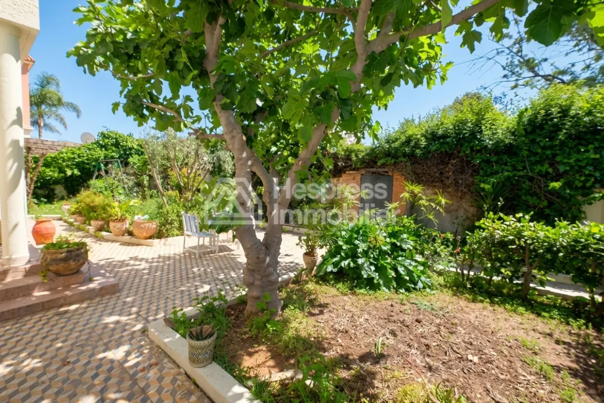 Villa 528 m² à retaper 4 chambres calme