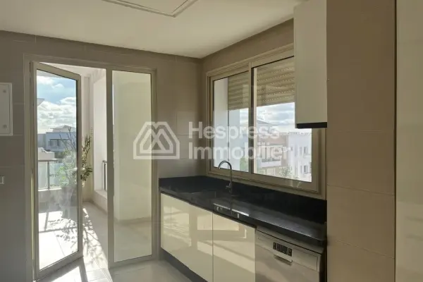Apt de 213 m² 4 chambres Ville verte