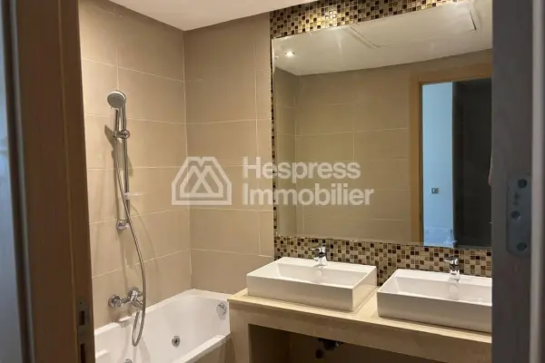 Apt de 213 m² 4 chambres Ville verte
