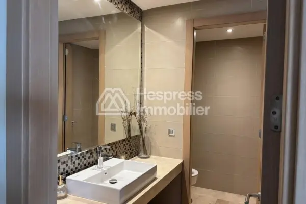 Apt de 213 m² 4 chambres Ville verte
