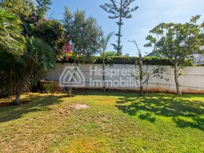 Villa plain pied 1207 m² 4 chambres sud