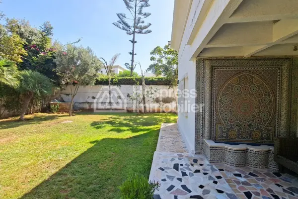 Villa plain pied 1207 m² 4 chambres sud