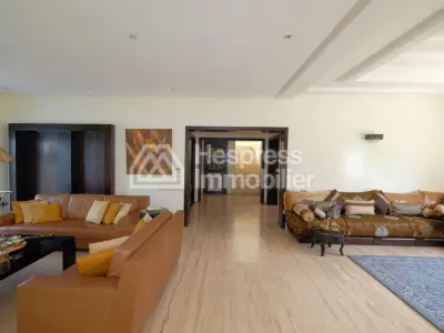 Villa 428 m² 4 chambres jardin calme